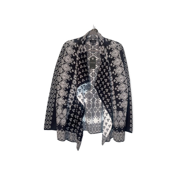 LUCKY BRAND Black & White Aztec Design Waterfall Drape Cardigan Sweater M NWT - Picture 5 of 7